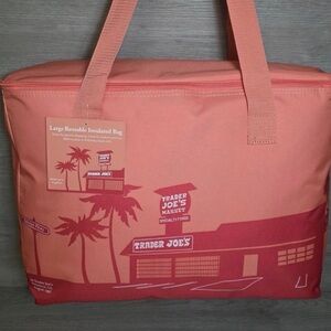 NWT Trader Joe's Large Insulated Reusable Tote Shopping Bag Peach Color 8 Gallon
